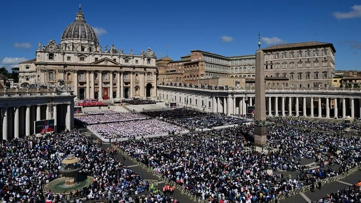 Gimnasia, Estudiantes y el anuncio del Papa en Roma