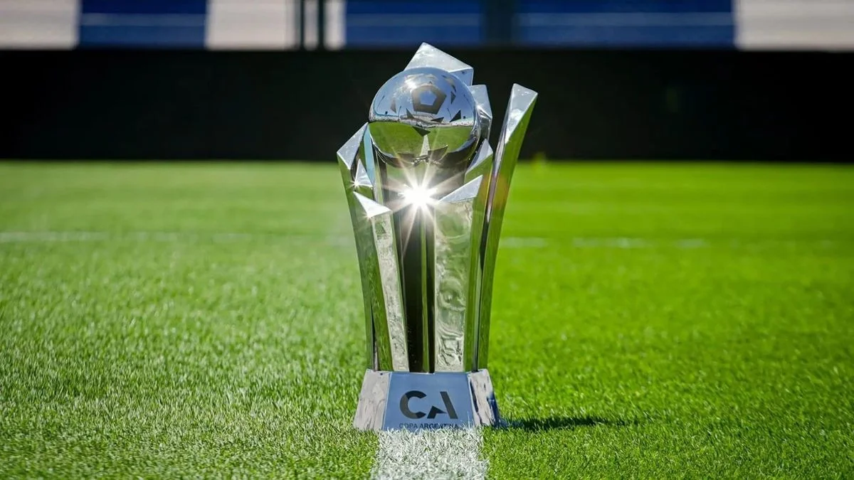 La Copa Argentina también conoció su cuadro: los rivales de los platenses