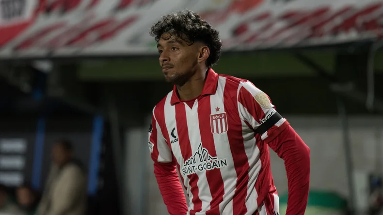 Medina tiene todo arreglado para salir de Estudiantes, pero la confirmación no llega