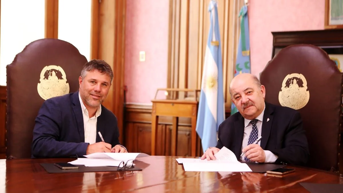 La UNLP ya construye su Parque Solar y será el primero de Latinoamérica en tener autoabastecimiento energético