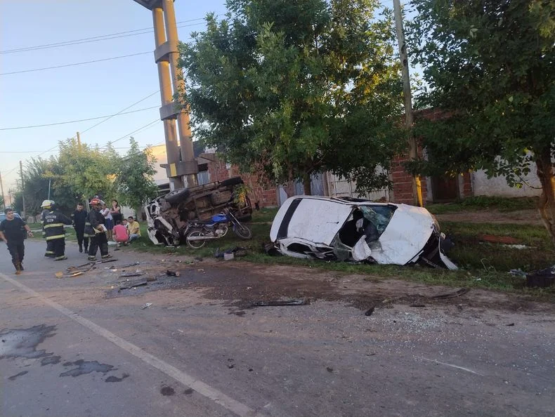 Tragedia en Melchor Romero: choque, vuelco y muerte en la zona oeste