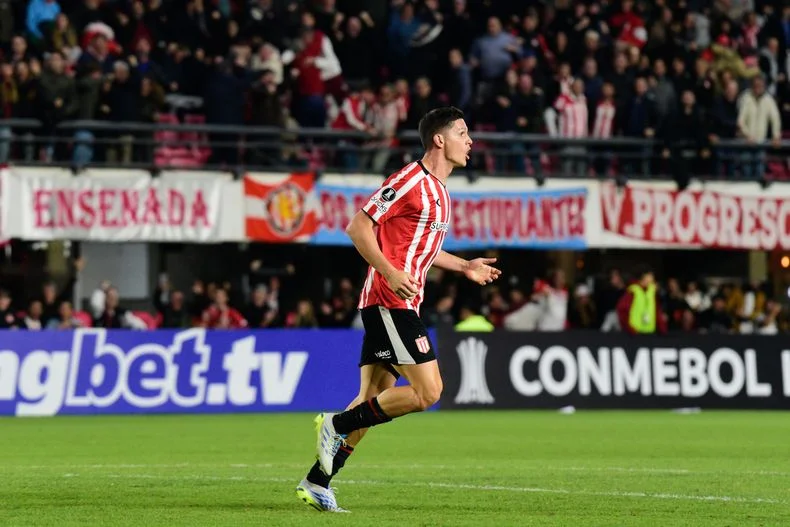 Guido Carrillo armó una gran jugada y culminó con el gol del empate frente a Flamengo