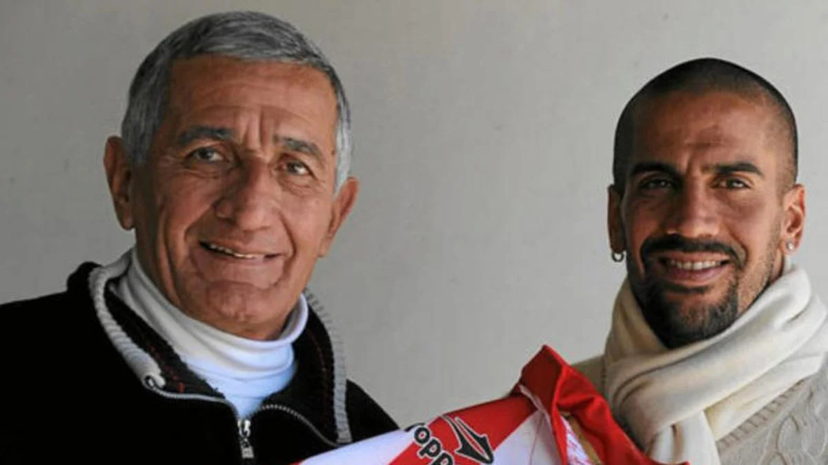 El Presidente de Estudiantes, Juan Sebastián Verón, le envió fuerzas a su padre