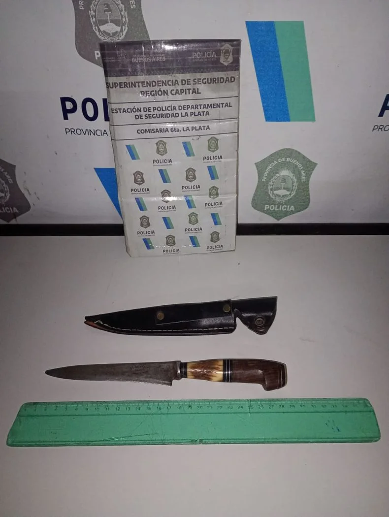 El arma blanca incautada tras la violenta pelea en La Plata