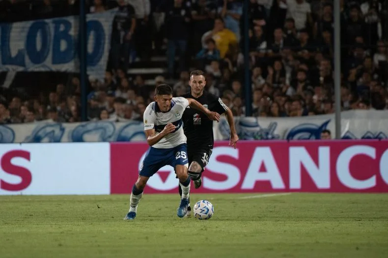 Alan Sosa podr&iacute;a llegar a extender su v&iacute;nculo como futbolista de Gimnasia