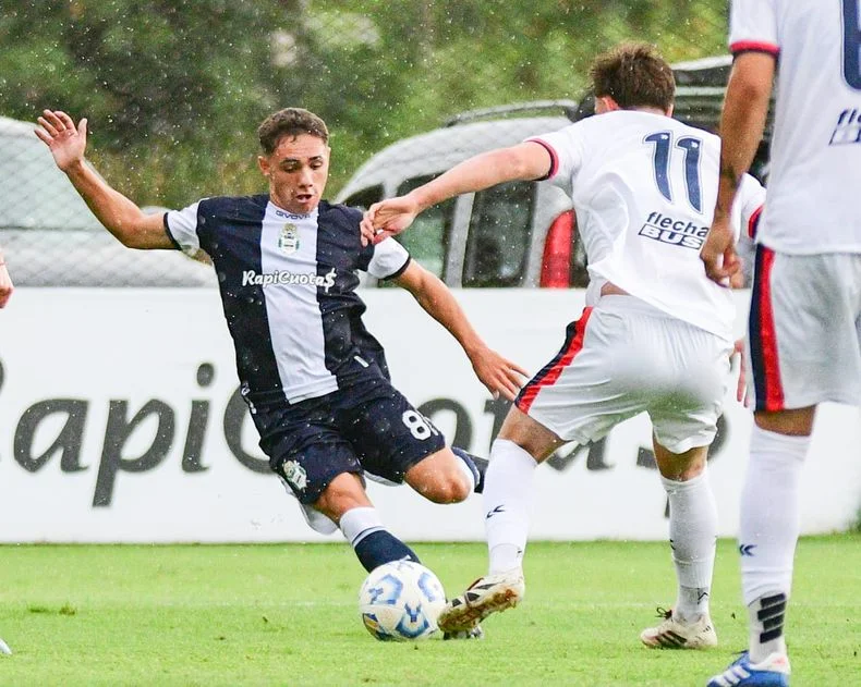 La reserva de Gimnasia luchó, pero igualó 0-0 frente a San Lorenzo en Estancia Chica