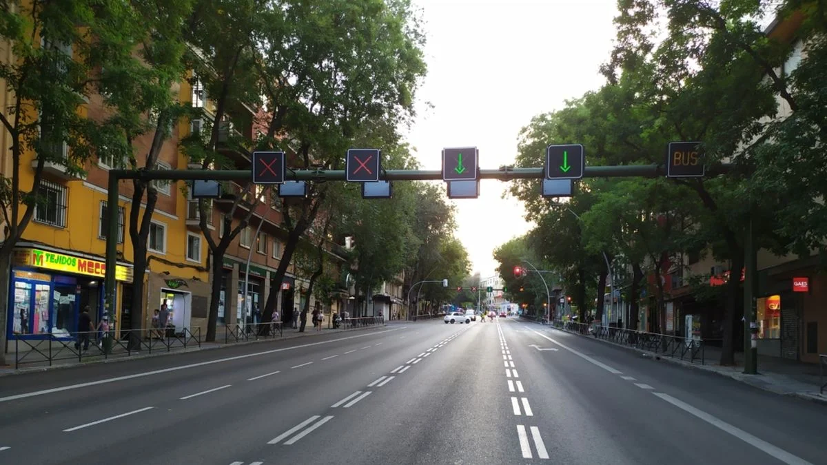 Entre La Libertad Avanza y el Peronismo, se va armando la Ancha Avenida del Centro