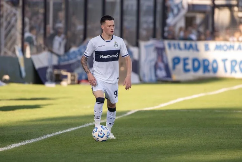 Gimnasia es due&ntilde;o del 35% del pase de Mat&iacute;as Abaldo