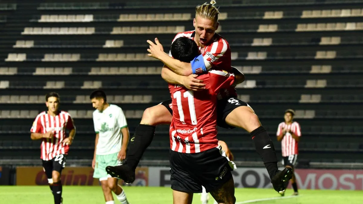 Estudiantes ganó, goleó, gustó y clasificó en su estreno por Copa Argentina