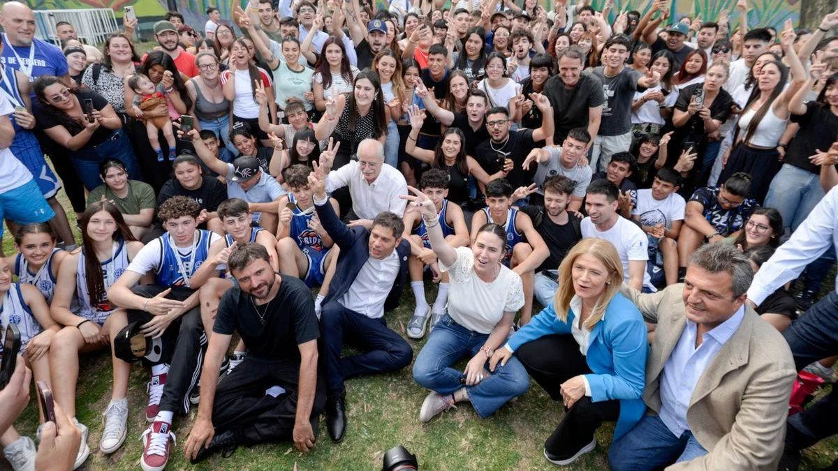 Fuerza Patria cerró la campaña en el conurbano