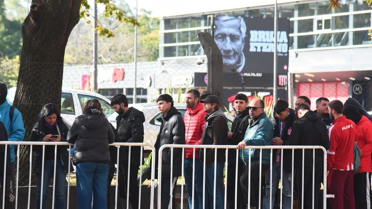 Preocupación en los hinchas de Estudiantes por interna en la barra