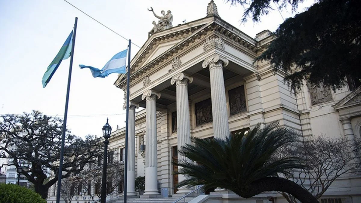 Legislatura al rojo: sesiona Diputados y el Senado en un limbo