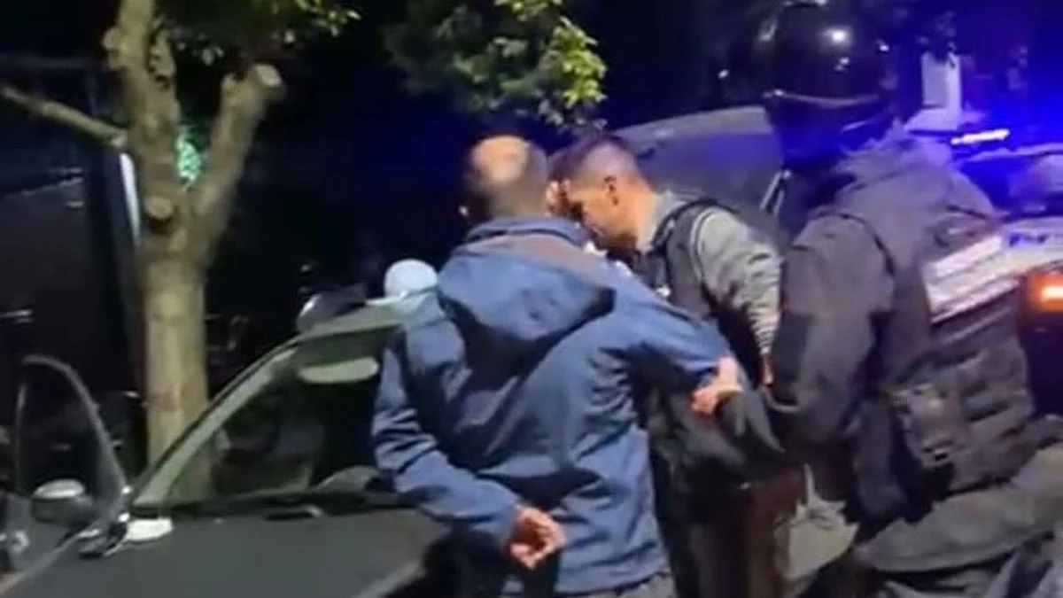 Los atraparon por intentar robar un auto en La Loma
