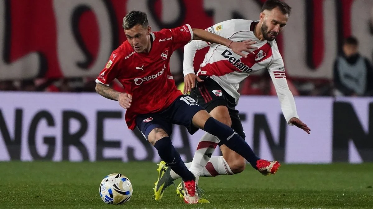 Matías Abaldo cumplió en su debut oficial en Independiente