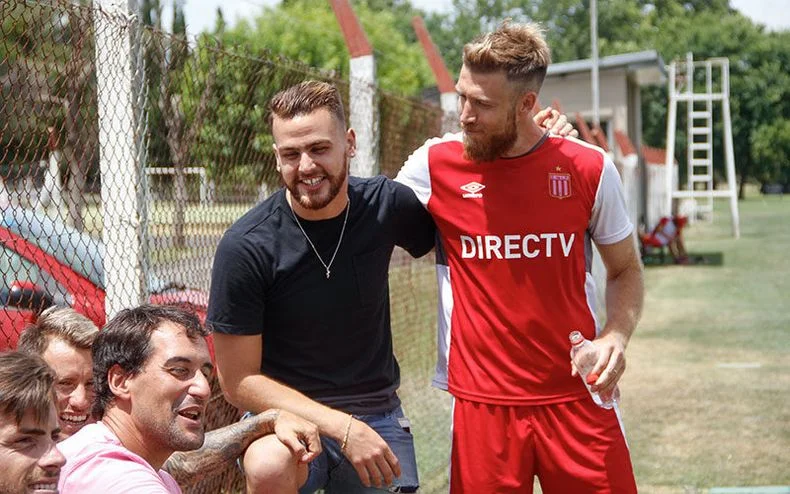 Tiempo después de su salida, González Pirez siguió conectado a Estudiantes y hasta aseguró querer volver algún día 