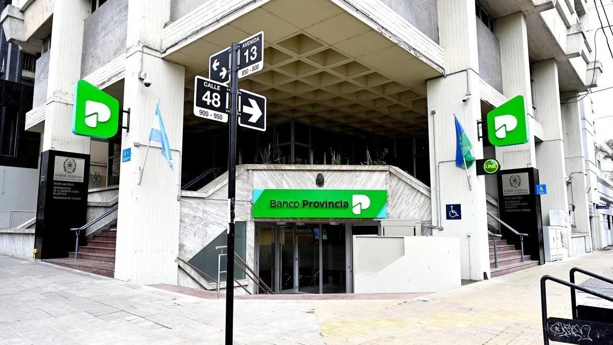 La Plata: cambian horarios de atención en bancos públicos y privados
