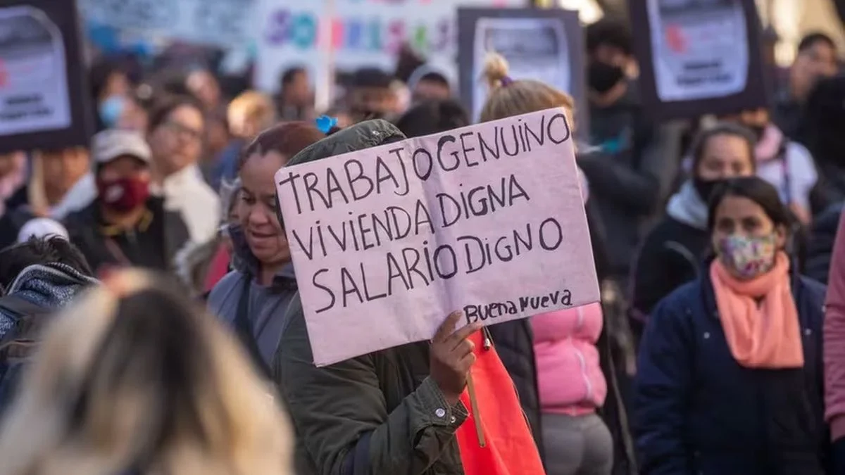 El INDEC reveló que 8 de cada 10 trabajadores no cubre con sus ingresos la canasta de pobreza