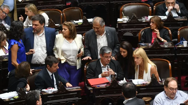 $Libra: Diputados de Unión por la Patria avanzarán con el pedido de Juicio Político a Javier Milei