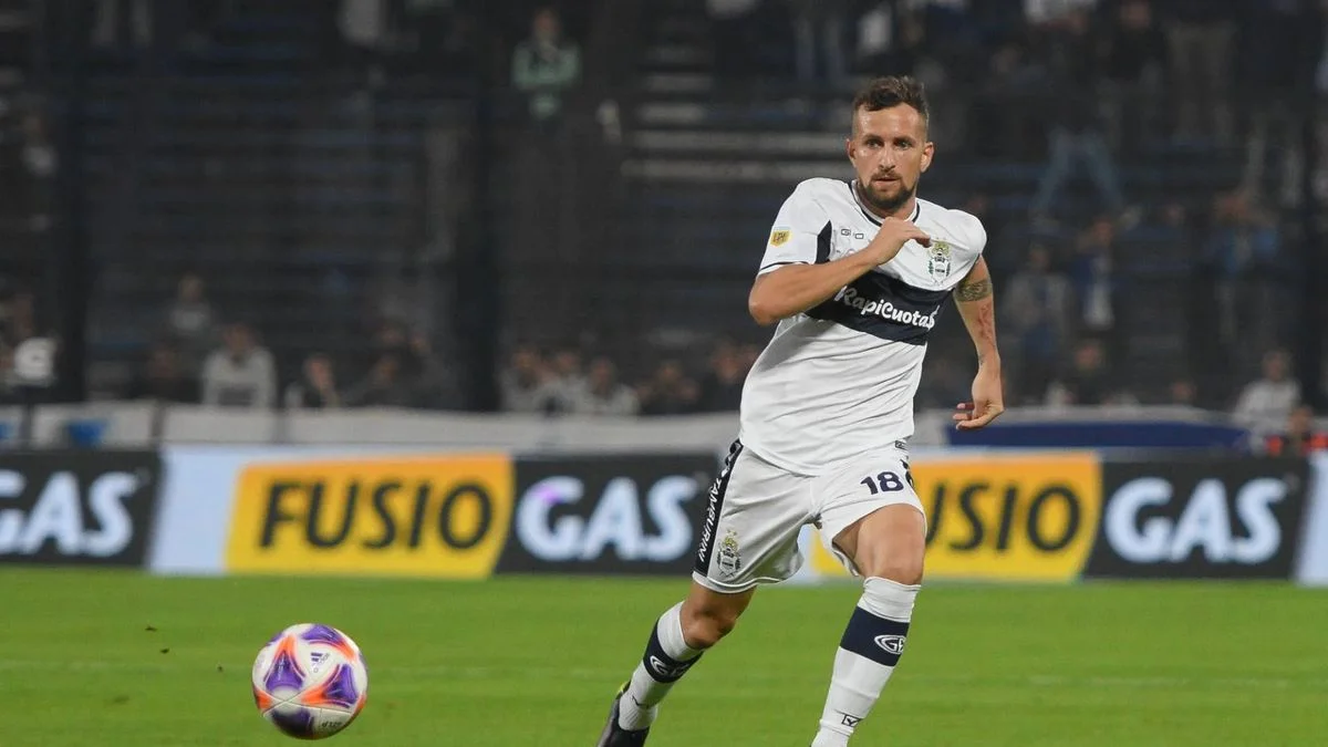 El salvador de Gimnasia, cerca de volver a jugar en Argentina