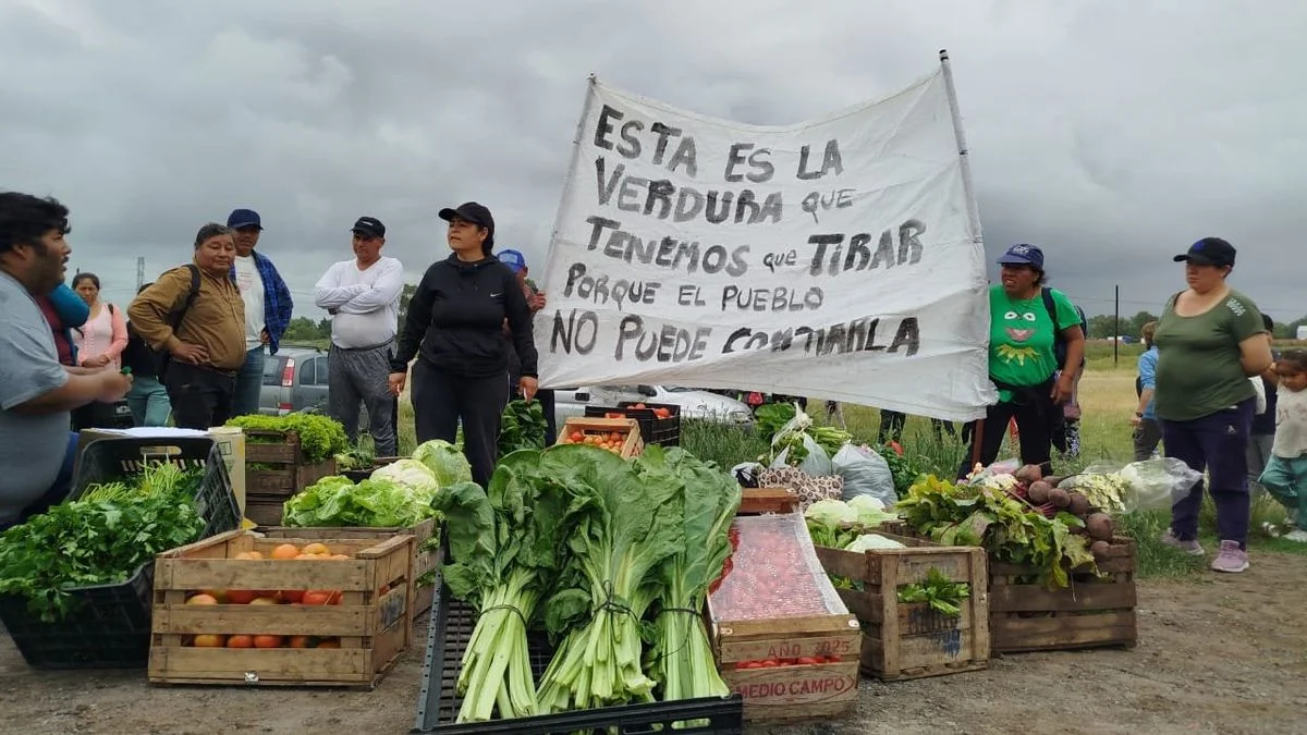 Productores de La Plata marchan para reclamar auxilio