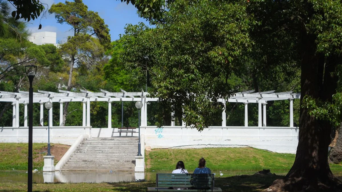 Vuelve el sol pleno y el calor elevado en La Plata
