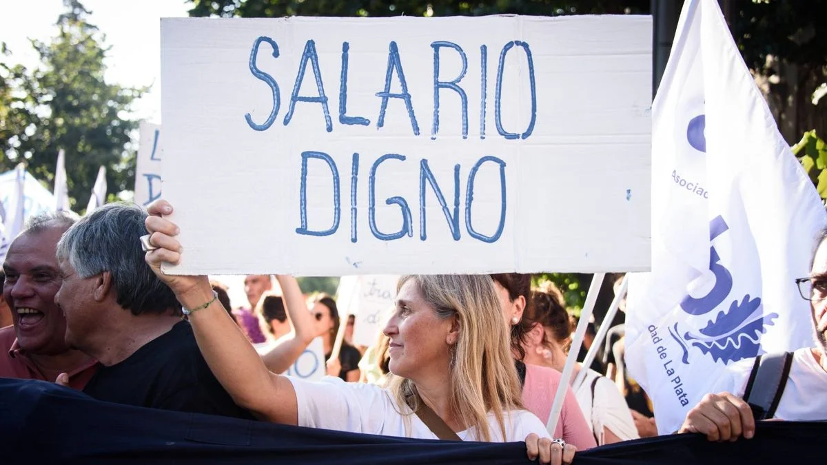 Crece la preocupación por la deserción de docentes universitarios