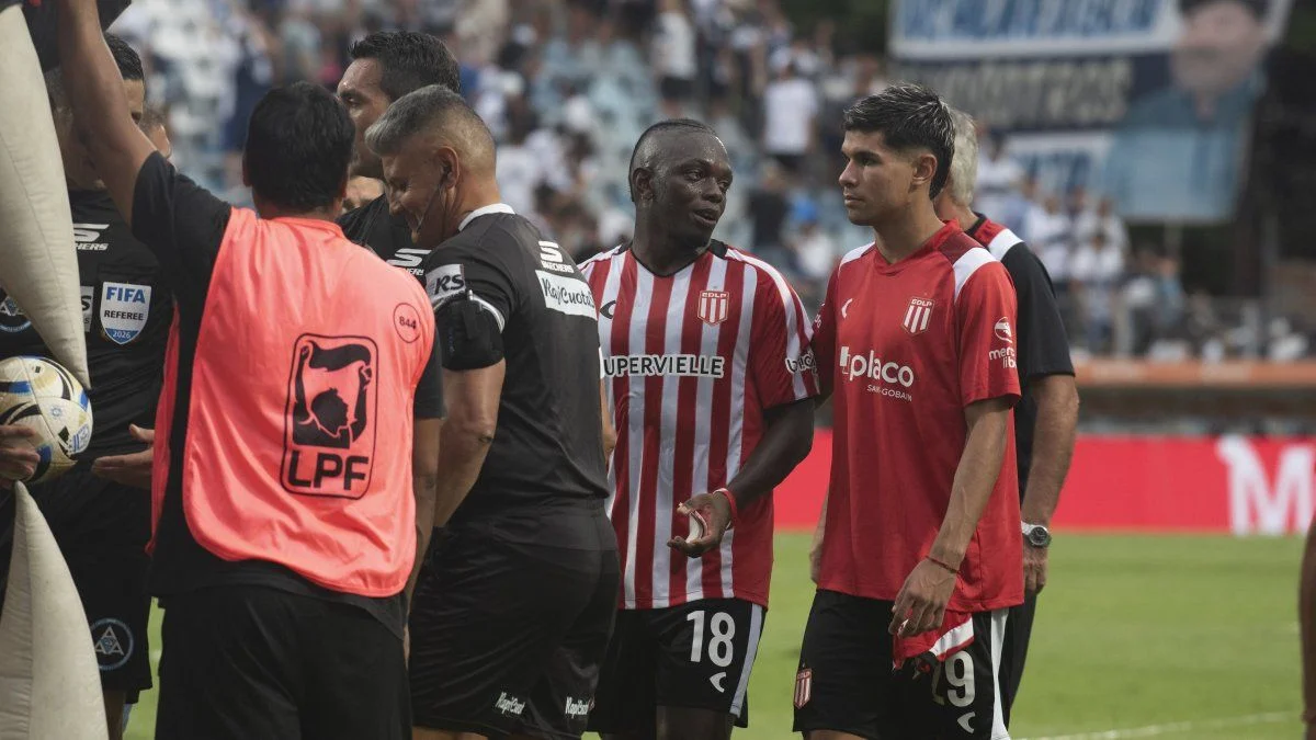 Racing perdió a una de sus figuras: ¿viene a la carga por Edwuin Cetré?
