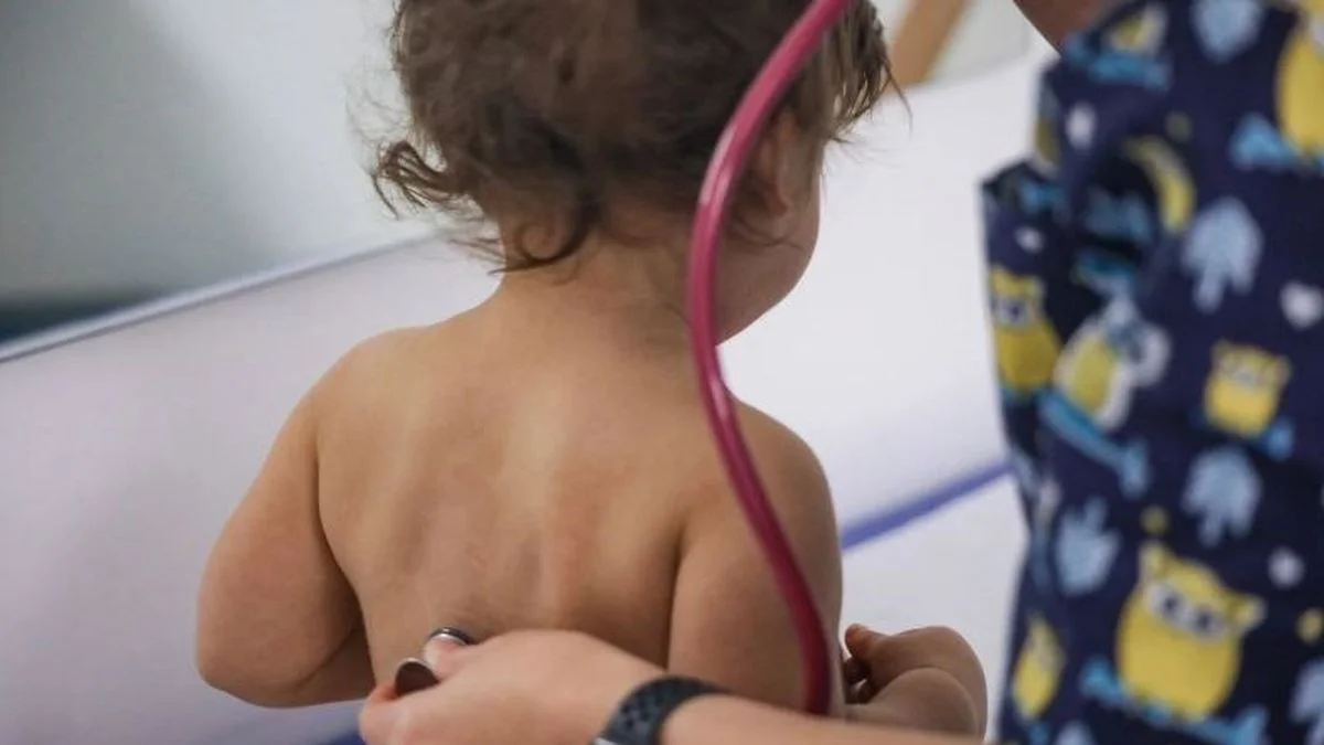 Una bebé de La Plata falleció por tos convulsa