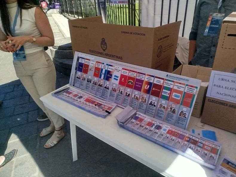 La Justicia Electoral estar&aacute; realizando simulacros de voto con Boleta &Uacute;nica de Papel en el centro platense