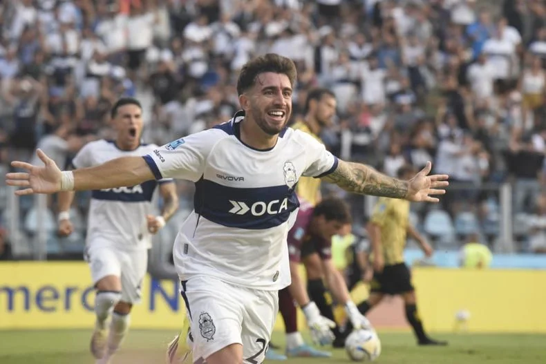 Agust&iacute;n Auzmendi tambi&eacute;n cuenta con chances de ser titular en Gimnasia