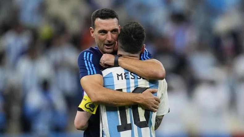 Lionel Scaloni habl&oacute; de Lionel Messi en conferencia