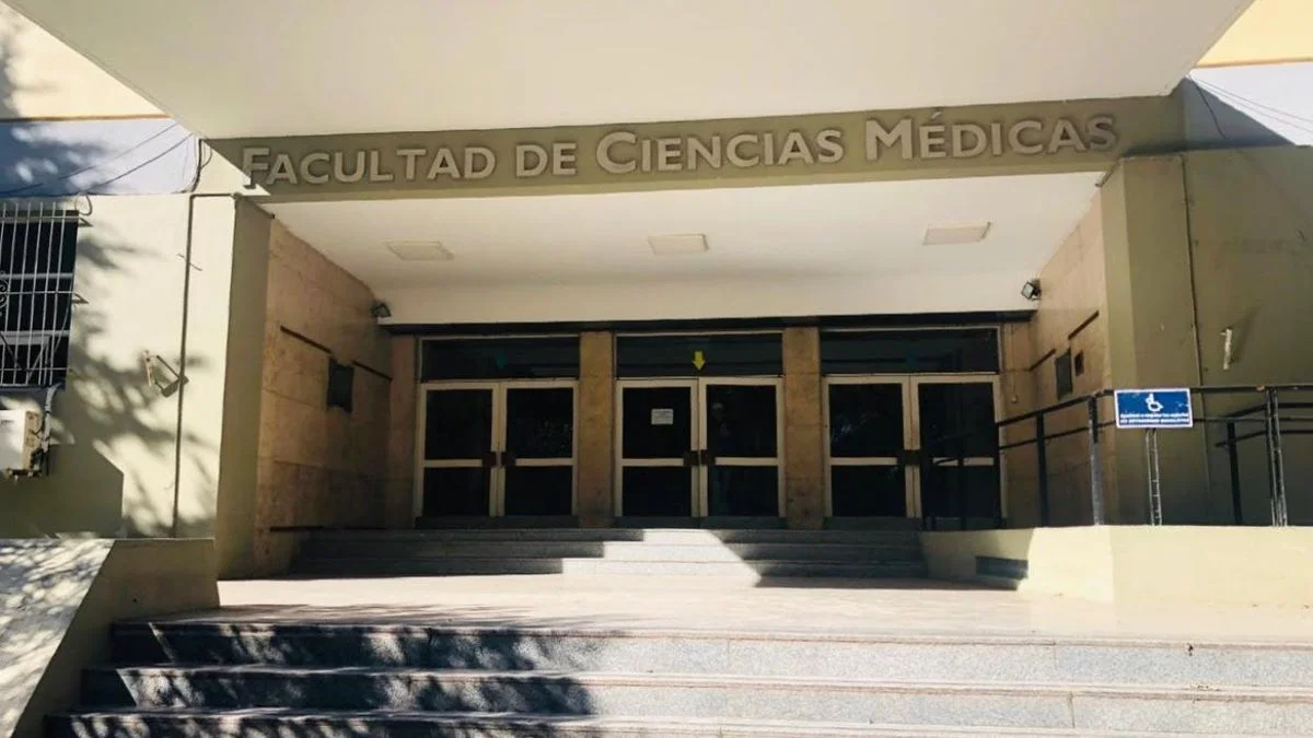 La carrera de Medicina en La Plata se refuerza fuera del aula