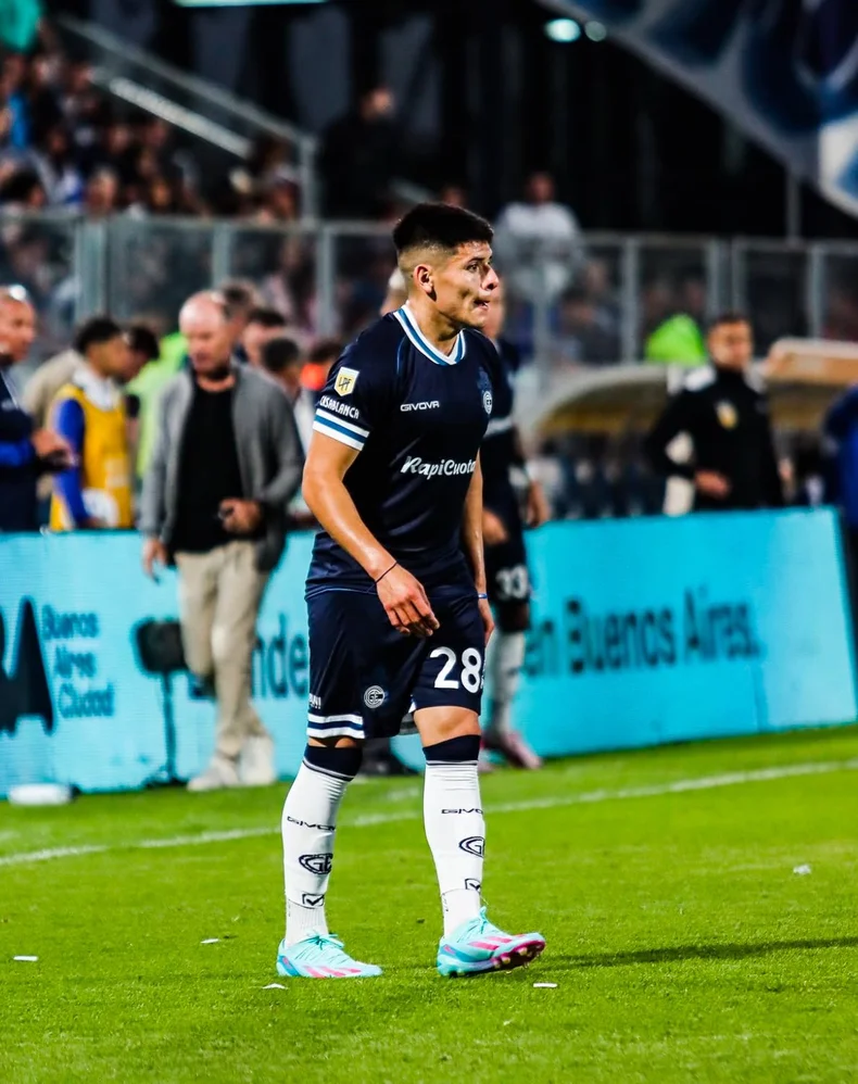 Fabricio Corbalán se podría meter como titular en el equipo de Gimnasia