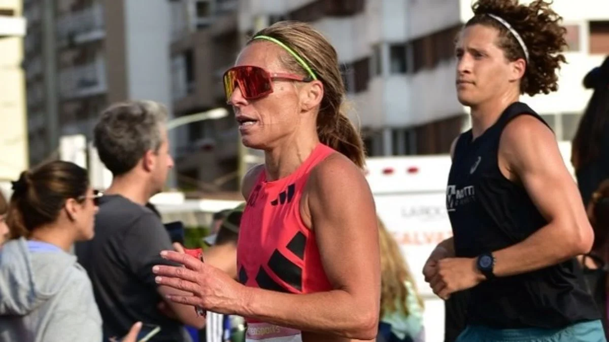 Hazaña argentina en las Islas Malvinas: la maratonista Candela Cerrone se impuso en los 42K