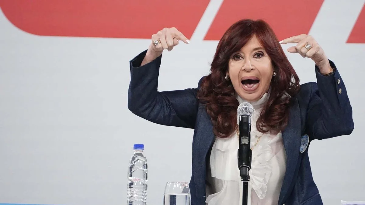 ¿Qué pasará con la candidatura de Cristina en la Provincia?