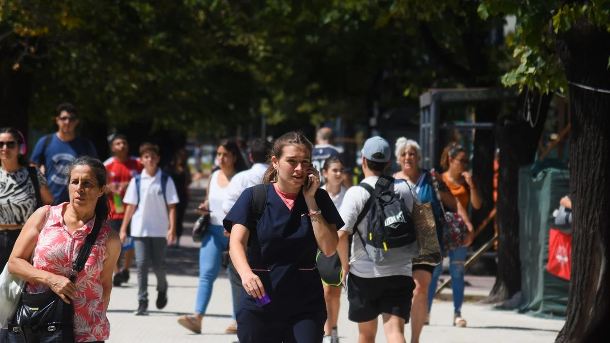 Viernes con continuidad de clima caluroso en La Plata