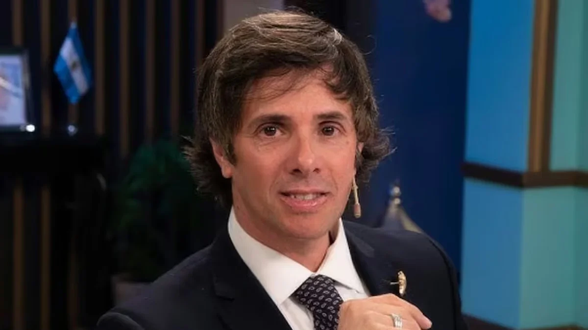 El mal momento de Robertito Funes Ugarte: vandalizaron su camioneta a la salida de un canal