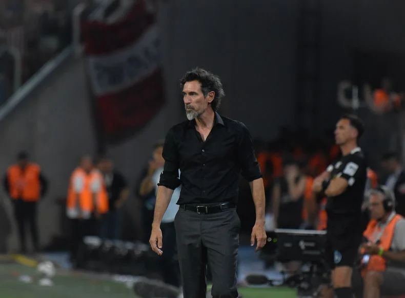 Medios de Brasil, aseguran que Flamengo ir&iacute;a tras Eduardo Dom&iacute;nguez