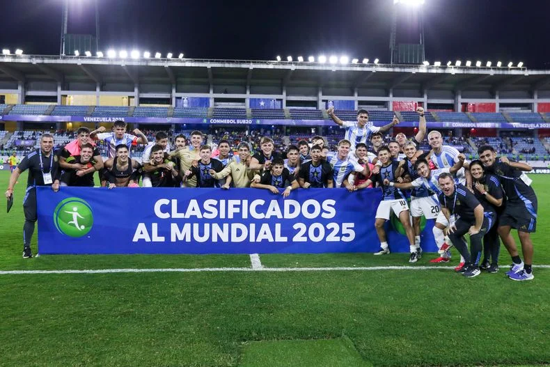 La Selecci&oacute;n Argentina festej&oacute; la clasificaci&oacute;n en El Br&iacute;gido de Caracas