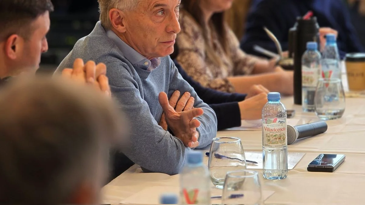 La foto de Mauricio Macri que lo une al escándalo de las coimas