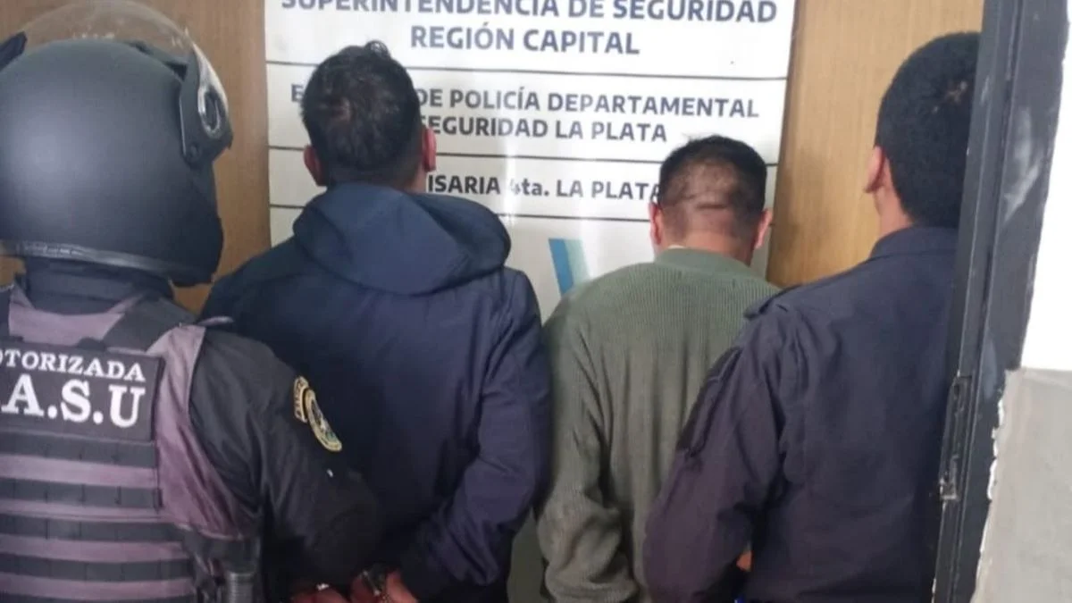 La Plata: detuvieron a dos sujetos que poseían inhibidores de señal