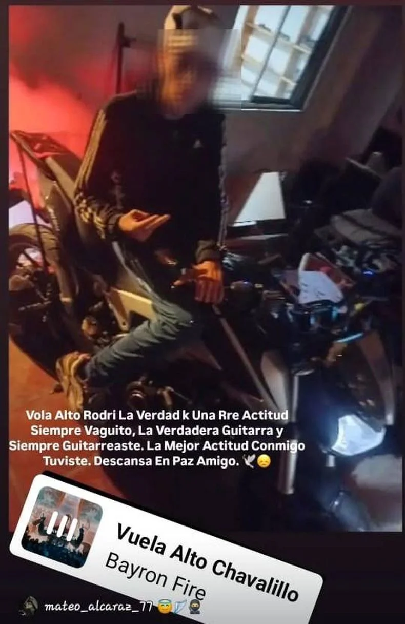 Amigos del delincuente de 16 a&ntilde;os abatido en Los Hornos por un polic&iacute;a de civil, lo despiden