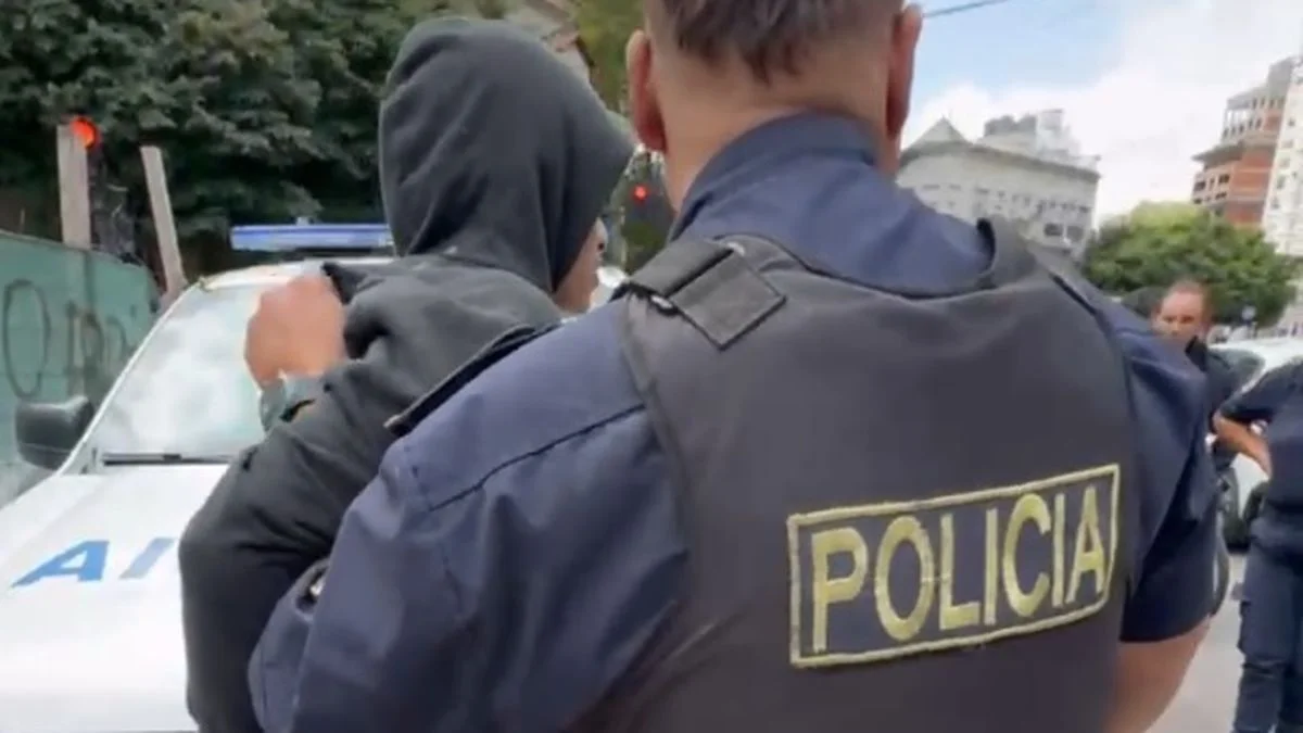 Una vez más, un "Hermano Macana" preso por robar en La Plata