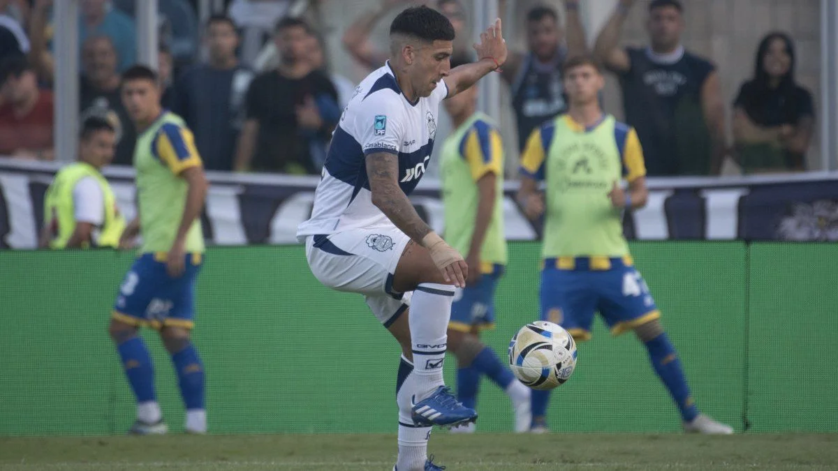 Gimnasia busca asegurar la continuidad de Marcelo Torres