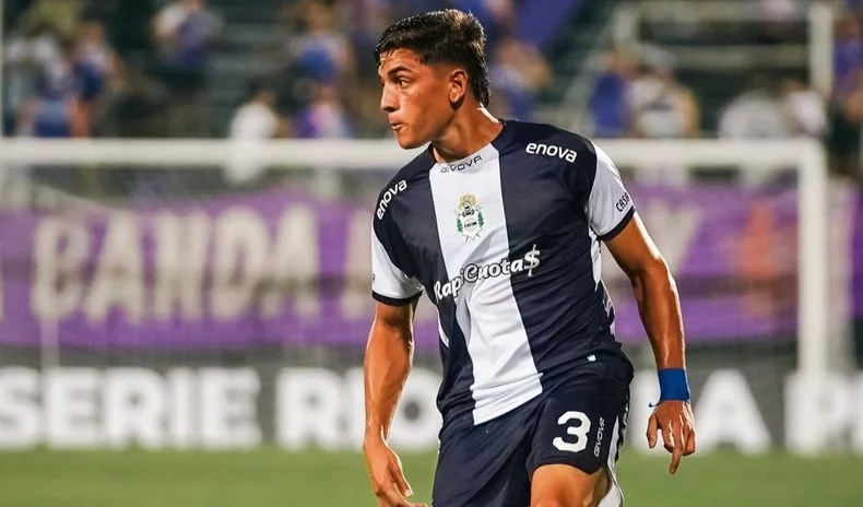 Diego Mastr&aacute;ngelo fue parte de los partidos de pretemporada de Gimnasia en Uruguay