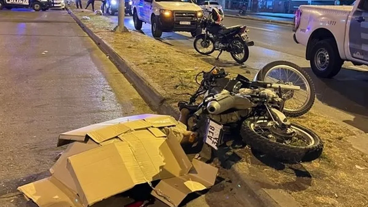 Un policía mató de un tiro en la cabeza a un motochorro que intentó robarle