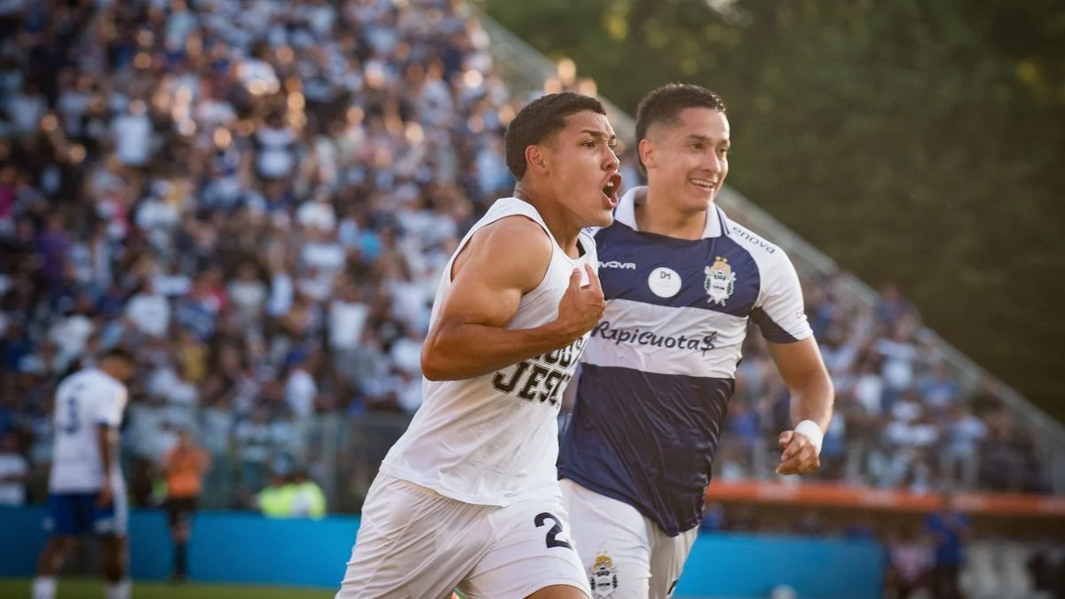 Gimnasia tiene fecha y hora confirmada para jugarse todo en Vicente López