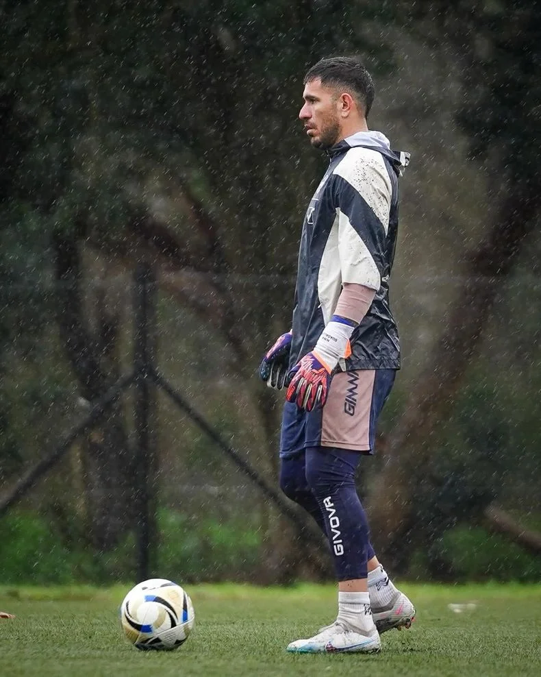 Nelson insfr&aacute;n se pone a punto para regresar al arco de Gimnasia