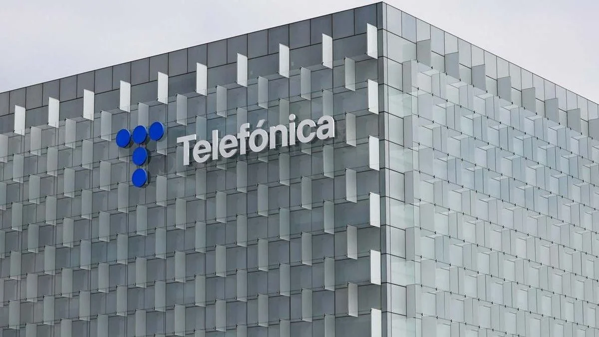 Venta de Telefónica: el Gobierno asegura que quiere "evitar un monopolio"