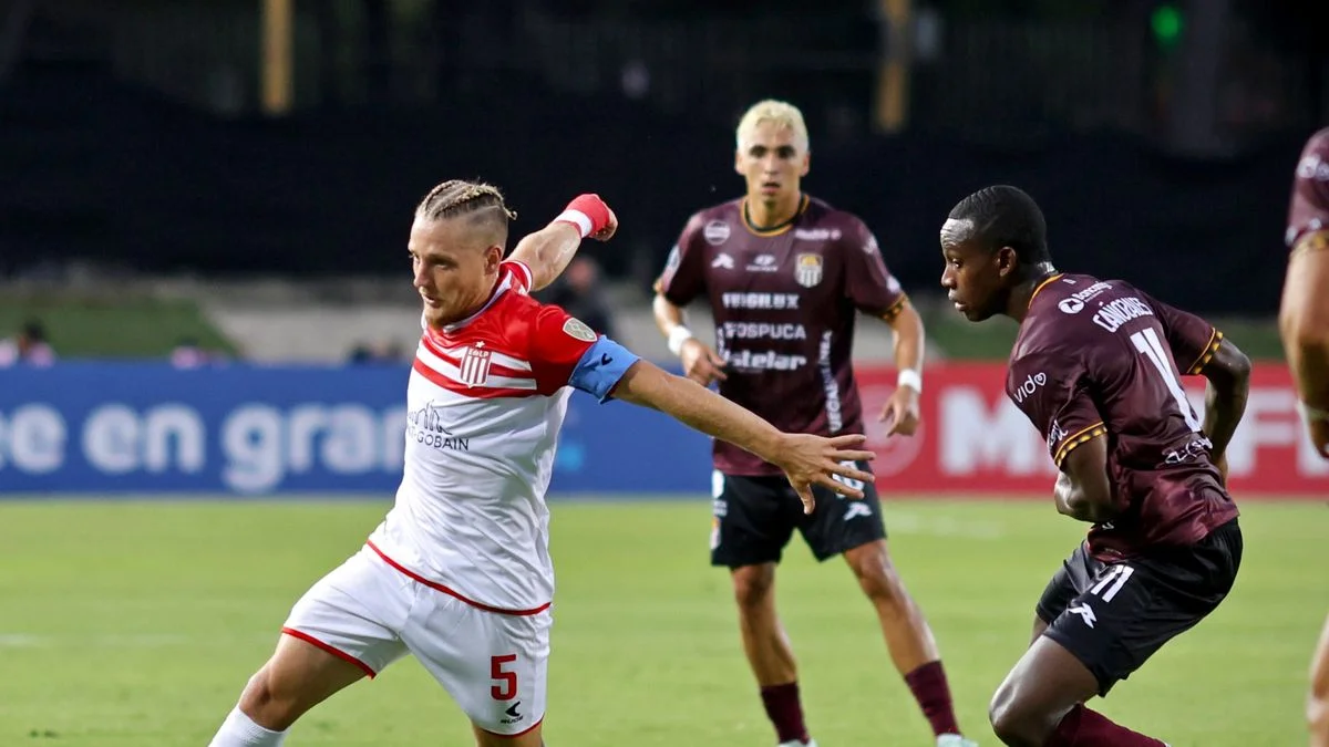 Estudiantes inició con el pie derecho su camino en la Libertadores